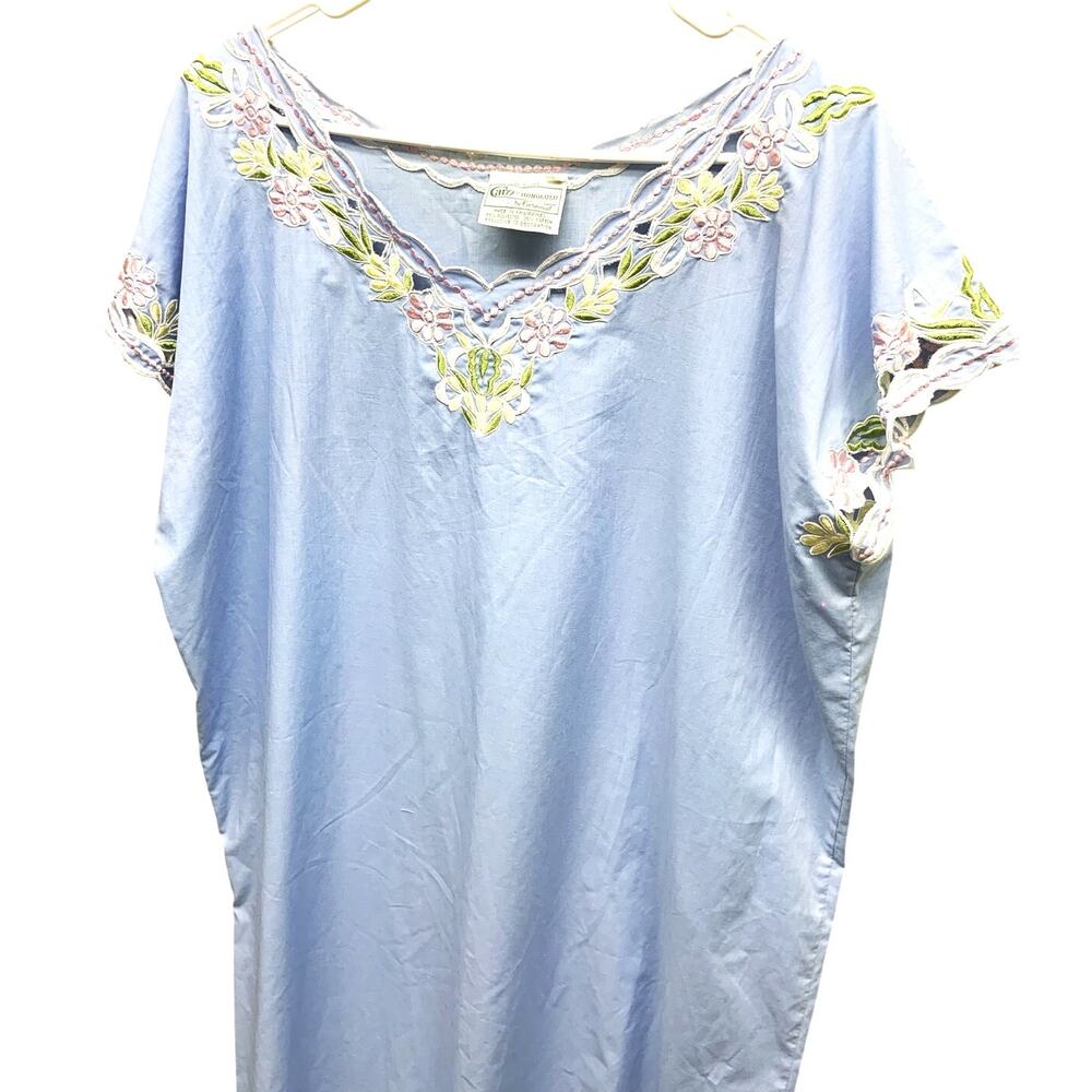 Vintage 1960s Caro of Honolulu Blue Embroidered Kaftan Dress XL Kaftan Hawaiian